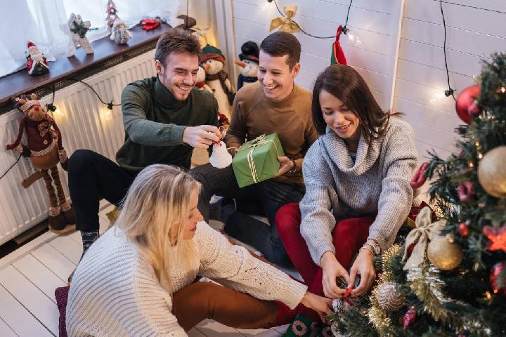 Sambut Natal dengan Gaya Simpel yang Tetap Berkesan