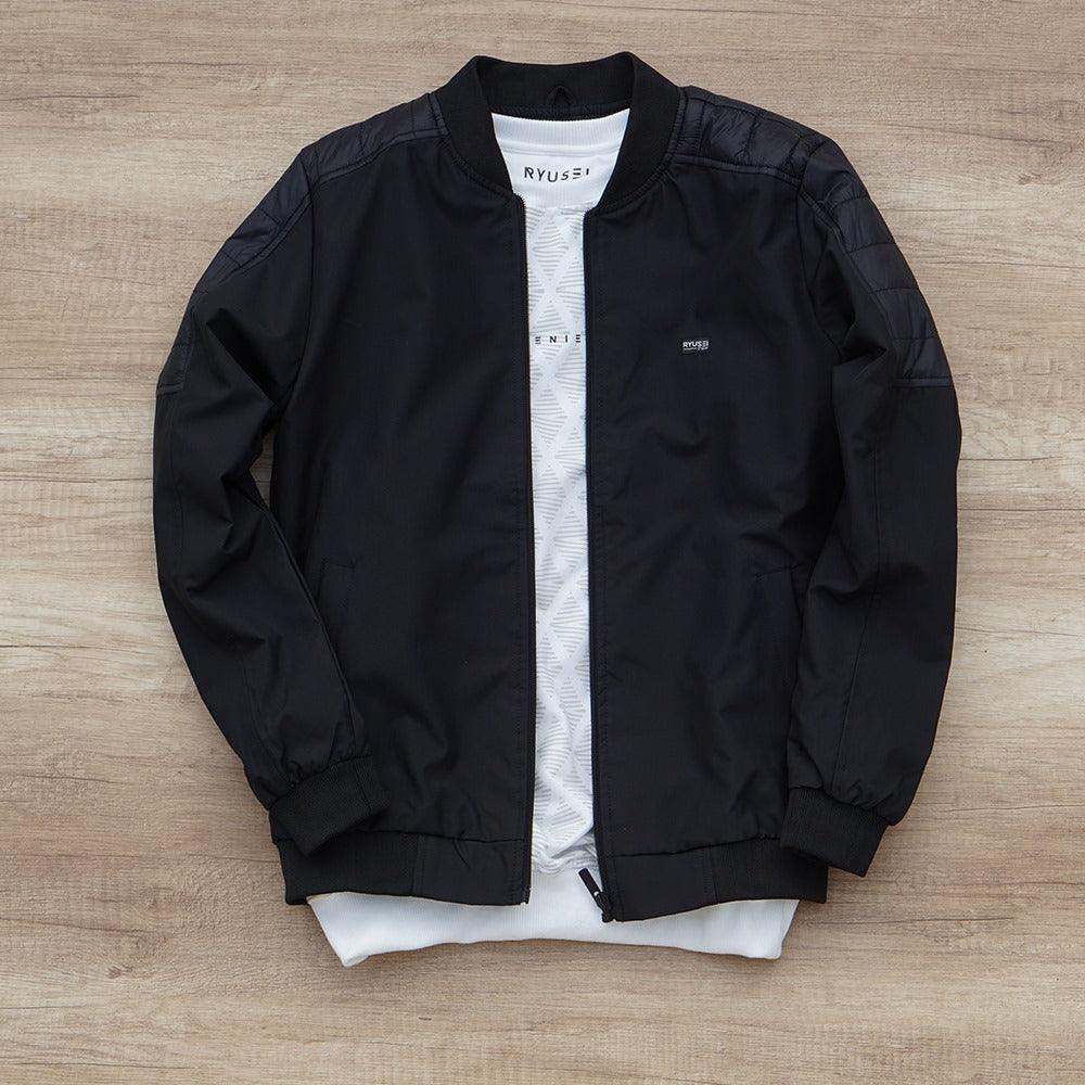 Kamu Bisa Pilih-Pilih Mix And Match Jaket Pria Yang Keren Disini