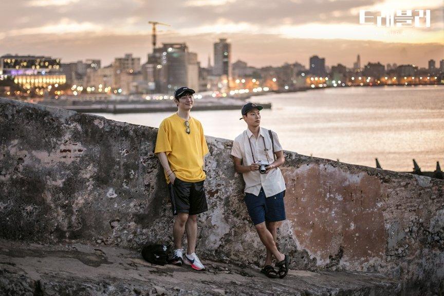 3 Fashion Item Kekinian yang Bikin Kamu Tampil Keren dengan Celana Pendek!