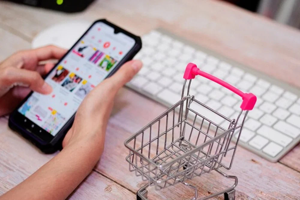 Kenapa Kamu Harus Mulai Belanja Langsung di Website Brand Favoritmu
