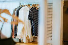 Gaya Simpel, Tetap Standout: Kunci Look Minimalis ala Brand Lokal