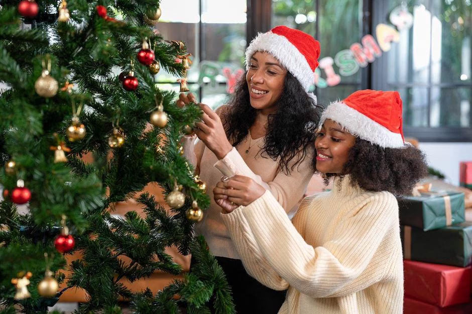 Inspirasi Outfit Menjelang Natal: Rapi, Hangat, dan Nyaman