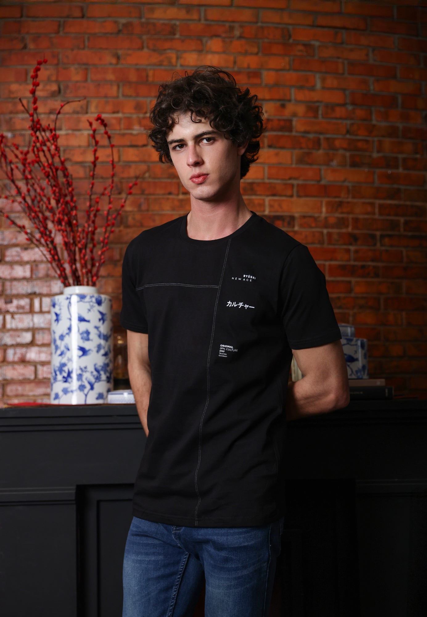 Ryusei Kaos Pria Culture Black