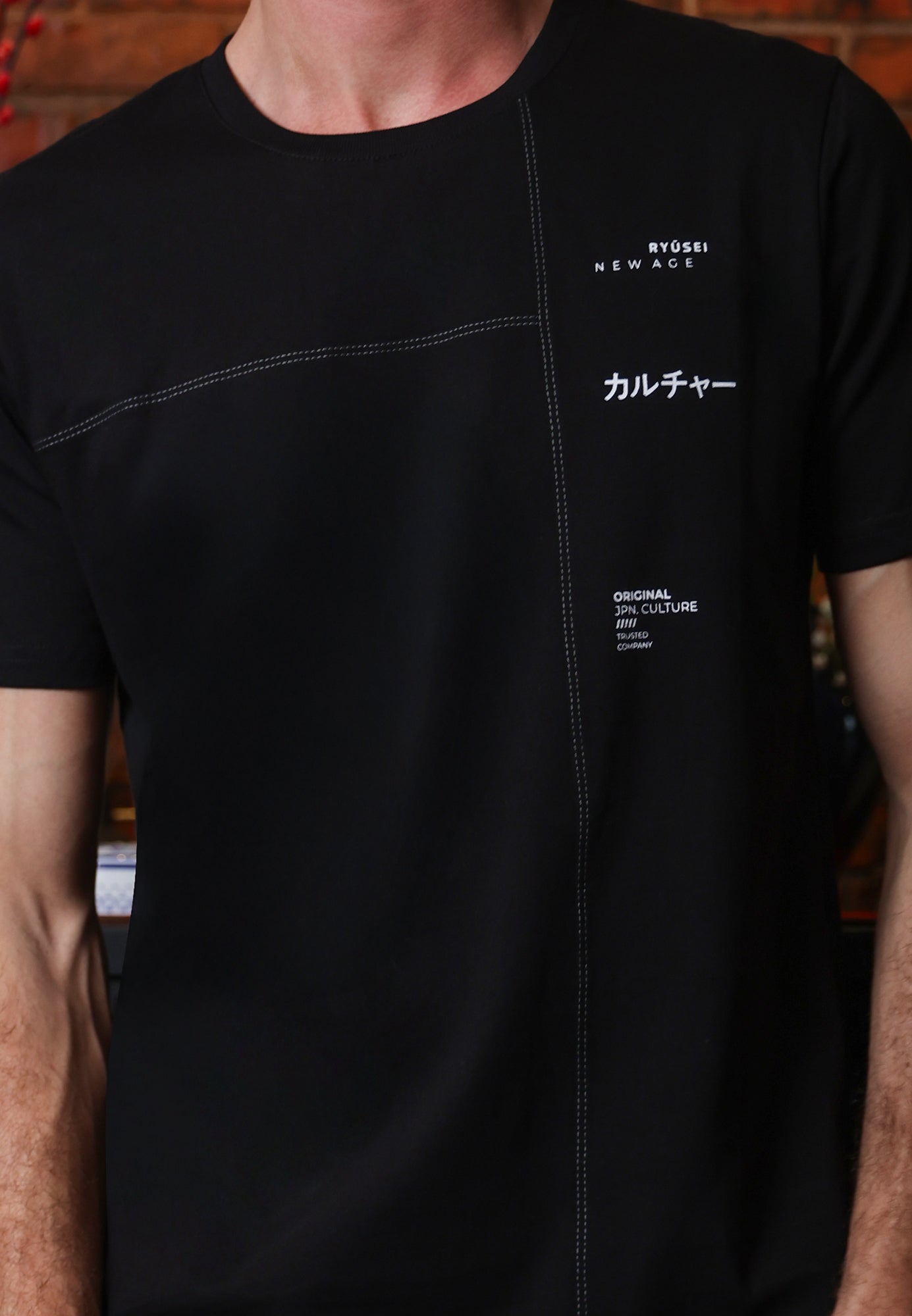 Ryusei Kaos Pria Culture Black