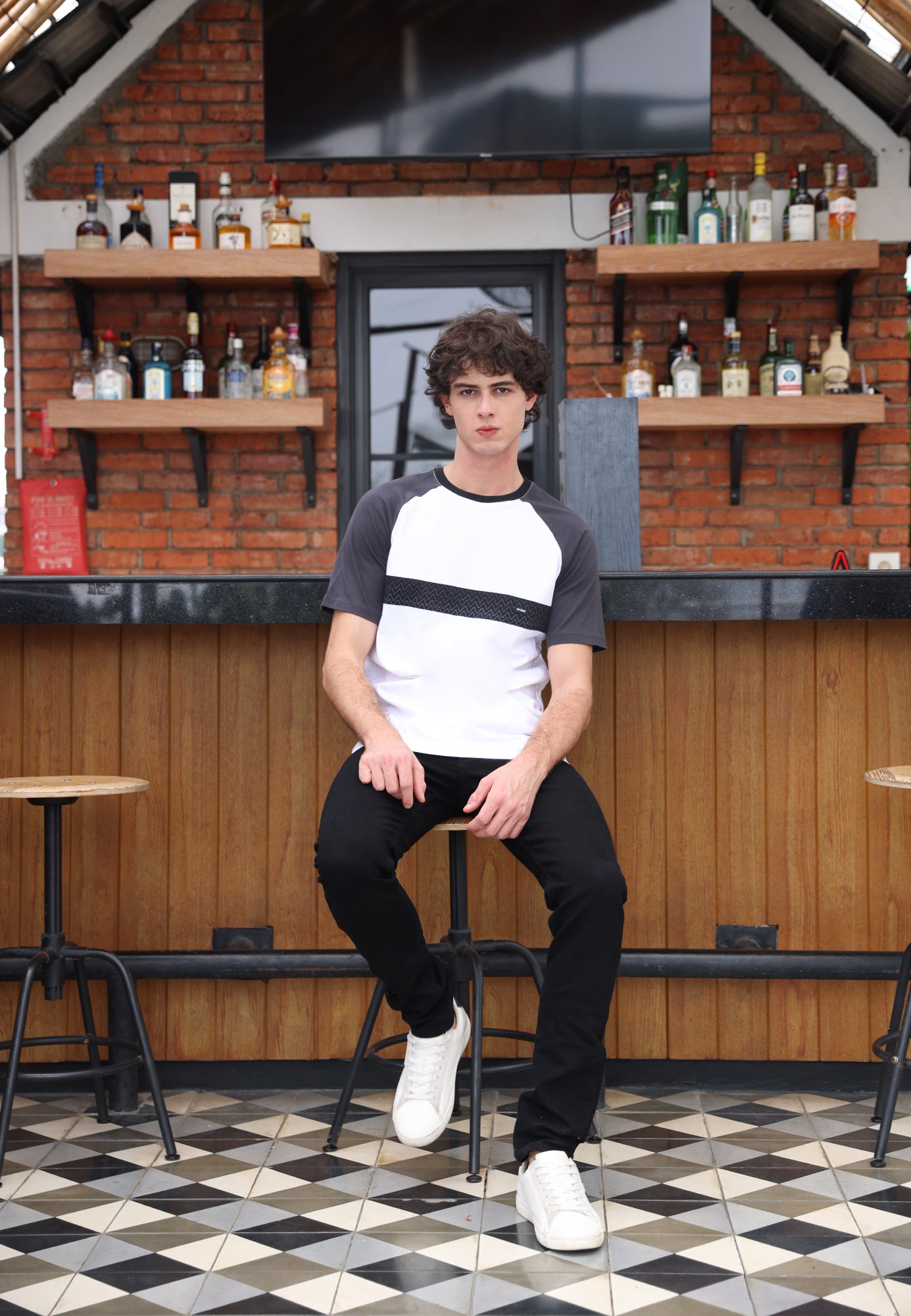 Ryusei Kaos Pria Mitsuru CMB Grey