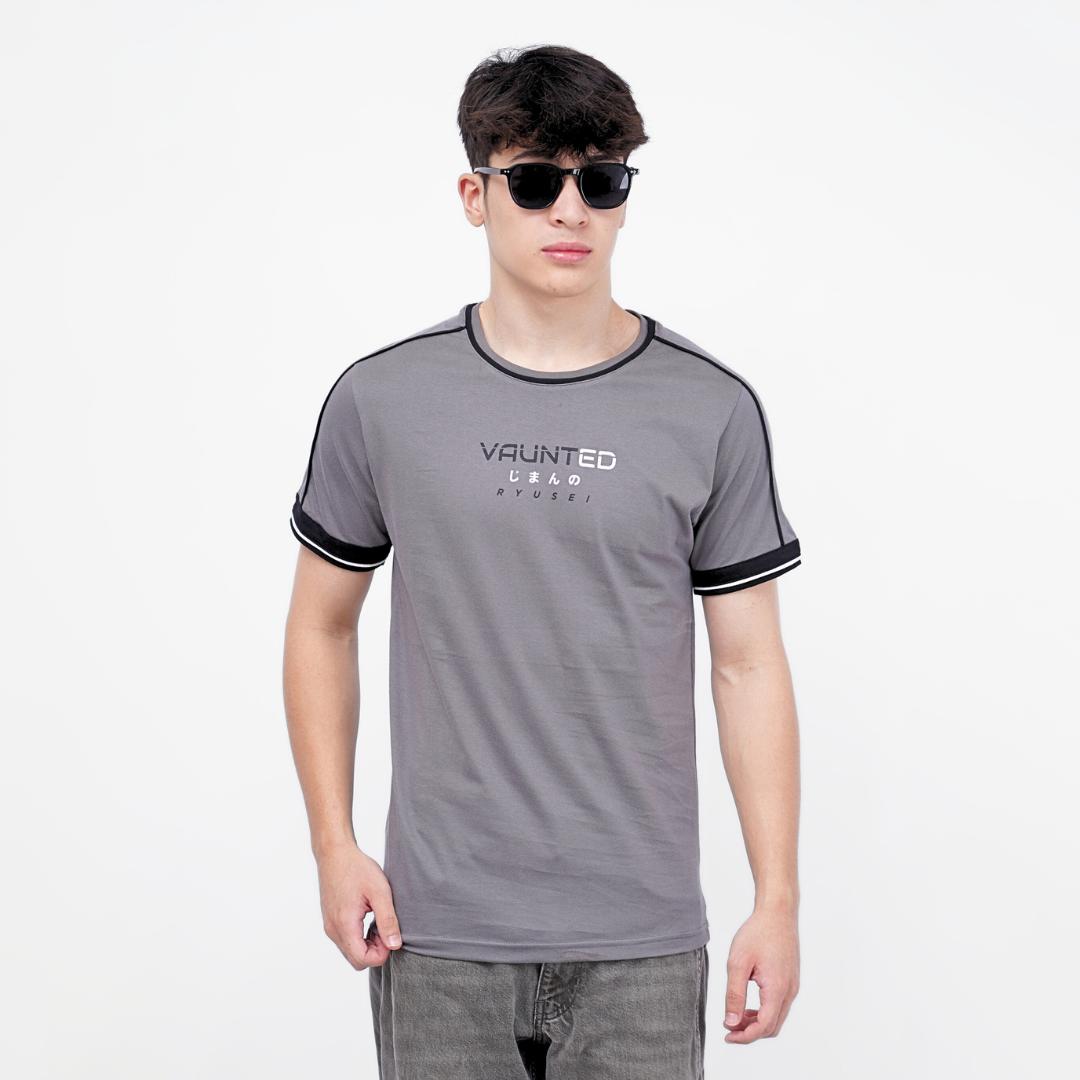 Ryusei Kaos Pria Vaunted Essential