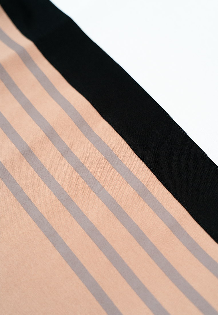 Ryusei Kaos Pria Shigeru CMB Almondine