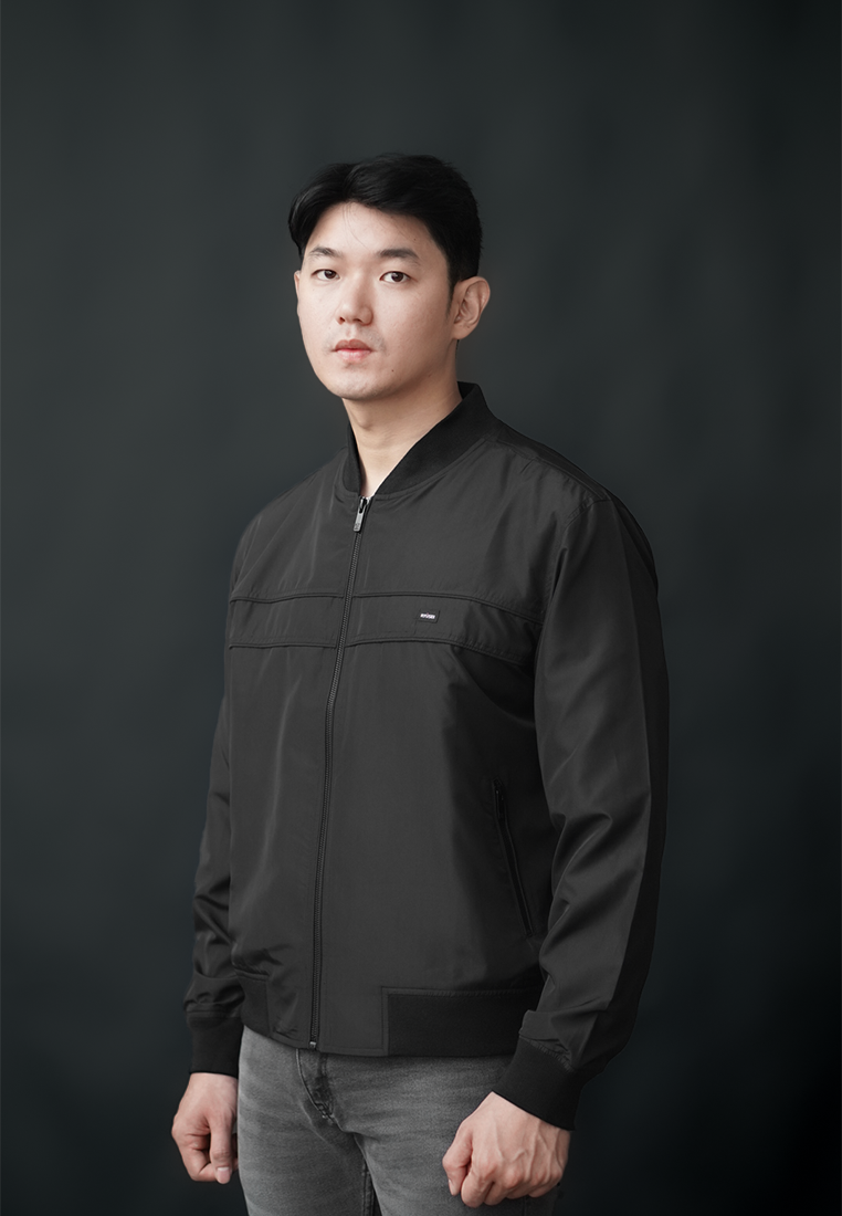Ryusei Windbreaker Jacket Wakiyama Black - Jaket Parasut