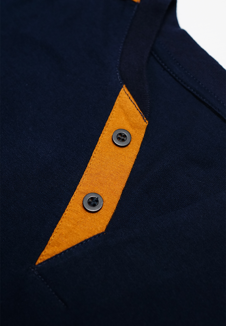 Ryusei Kaos Pria Kamazaki Button Navy