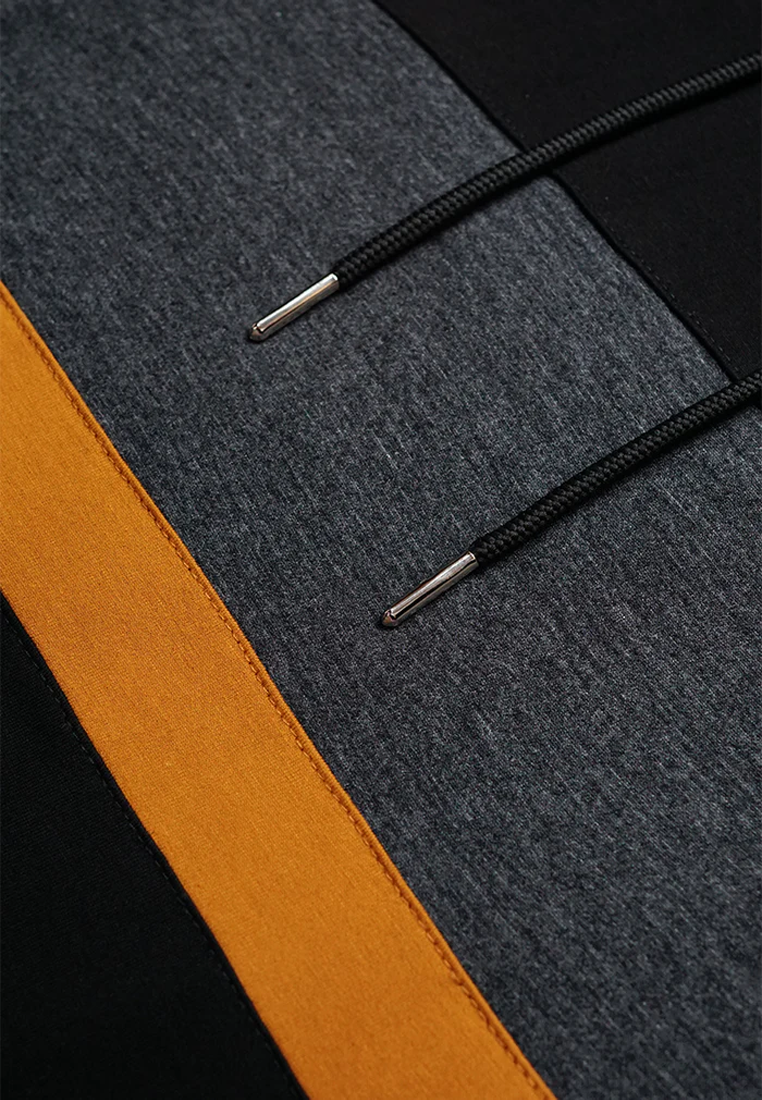 Ryusei Kaos Pria Lengan Panjang Nandito Shin Black