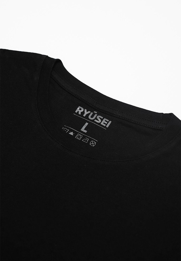 Ryusei Kaos Pria Defeat Black