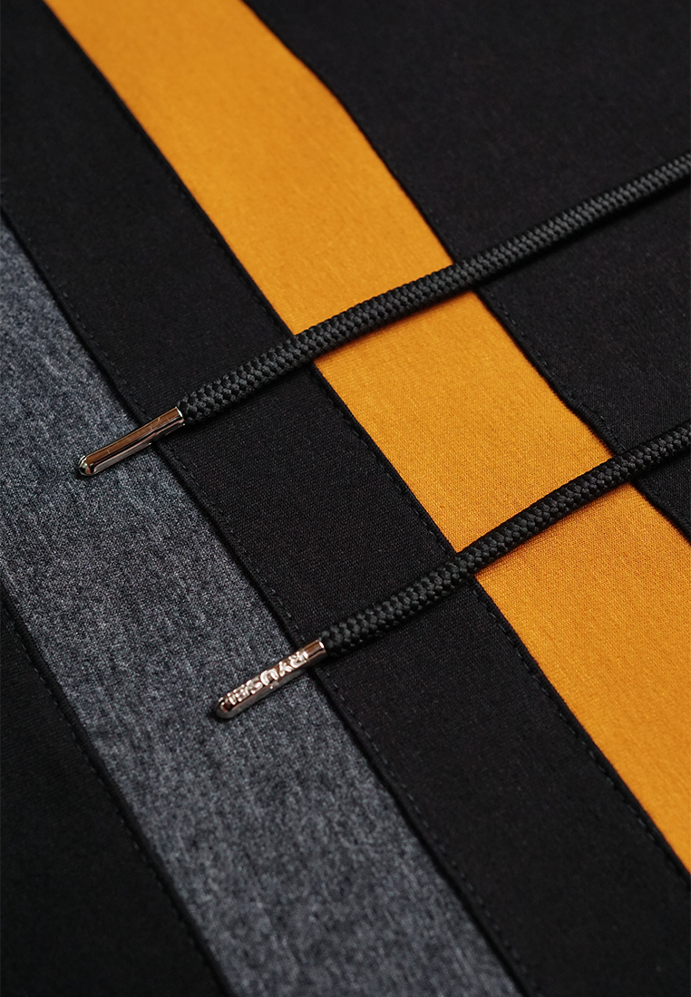 Ryusei Kaos Pria Lengan Panjang Nandito Ren Black