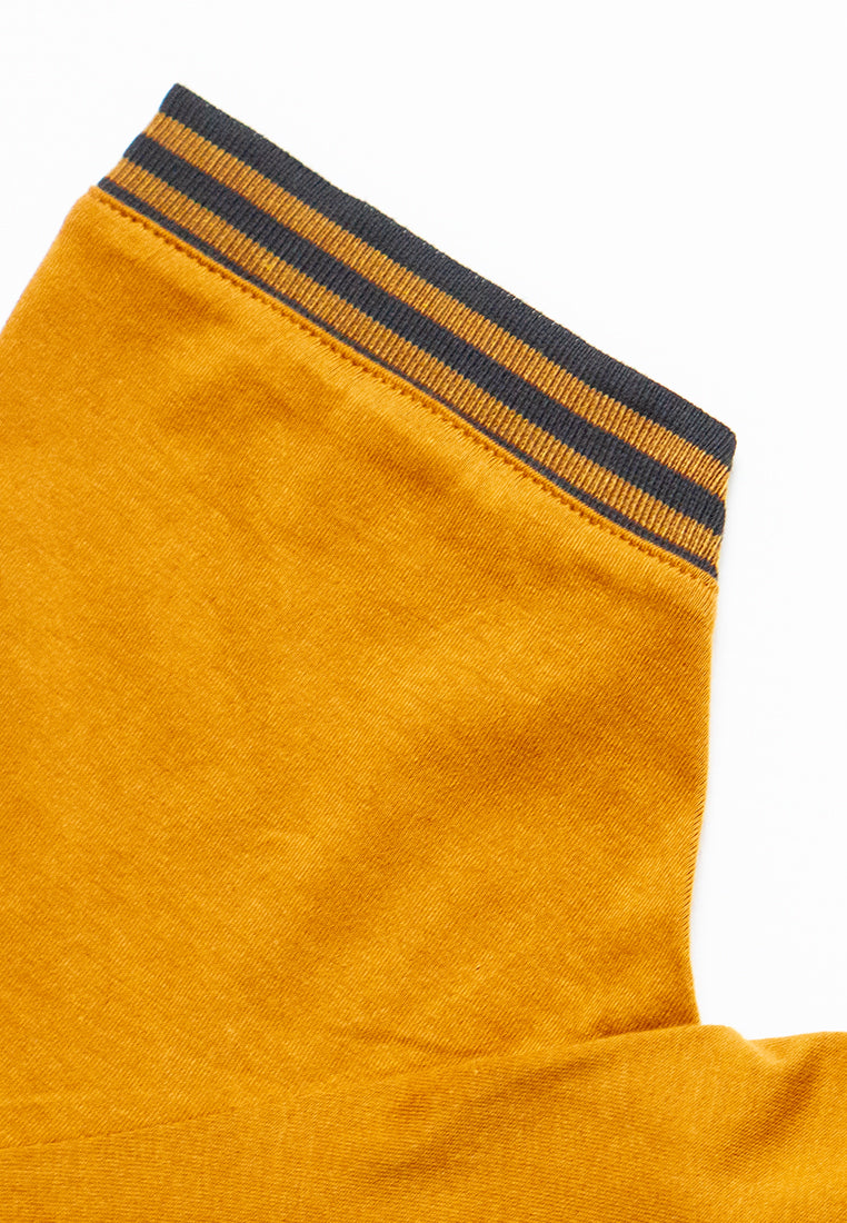 Ryusei Kaos Pria Yutanaka Mustard