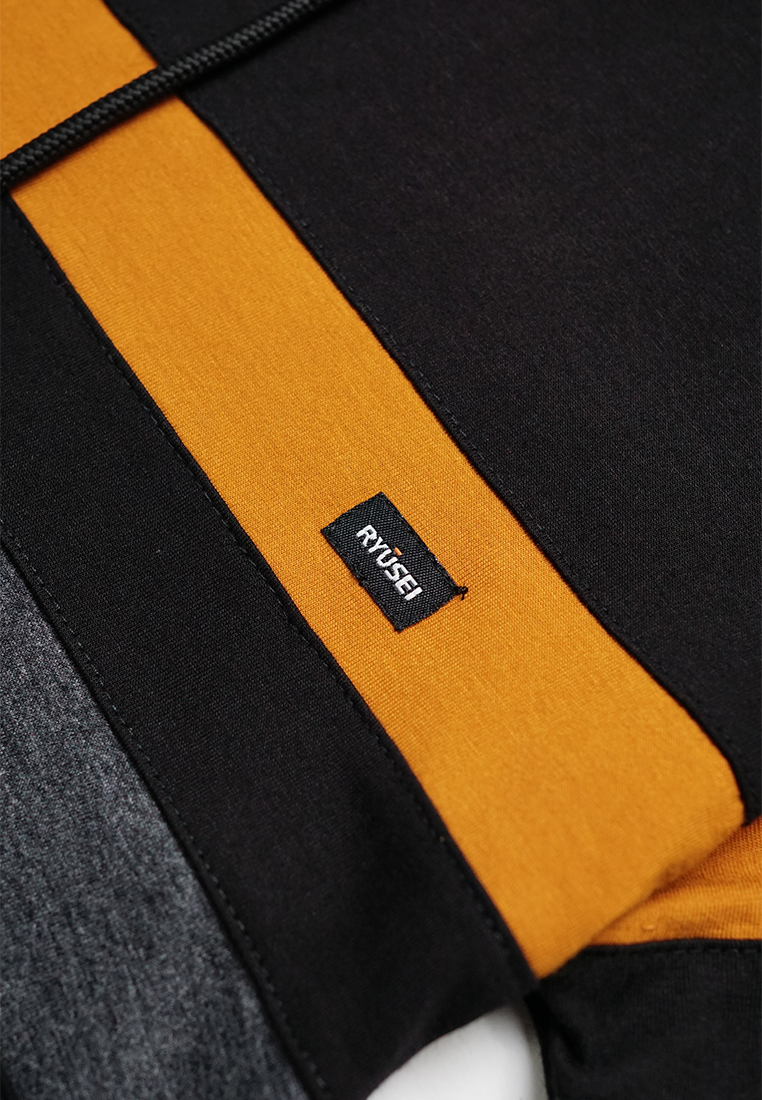 Ryusei Kaos Pria Lengan Panjang Nandito Ren Black