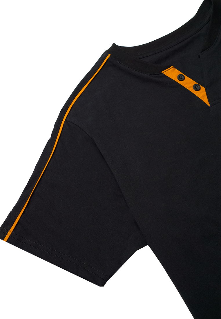 Ryusei Kaos Pria Kamazaki Button Black