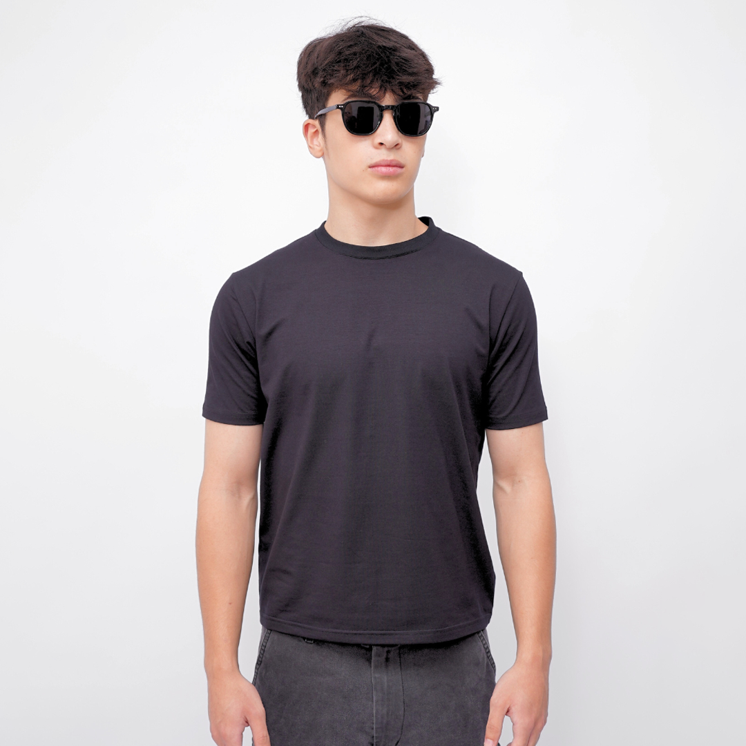 Ryusei Fitted Tee Neo Flex - Kaos Pria Slim Fit Premium Stretch