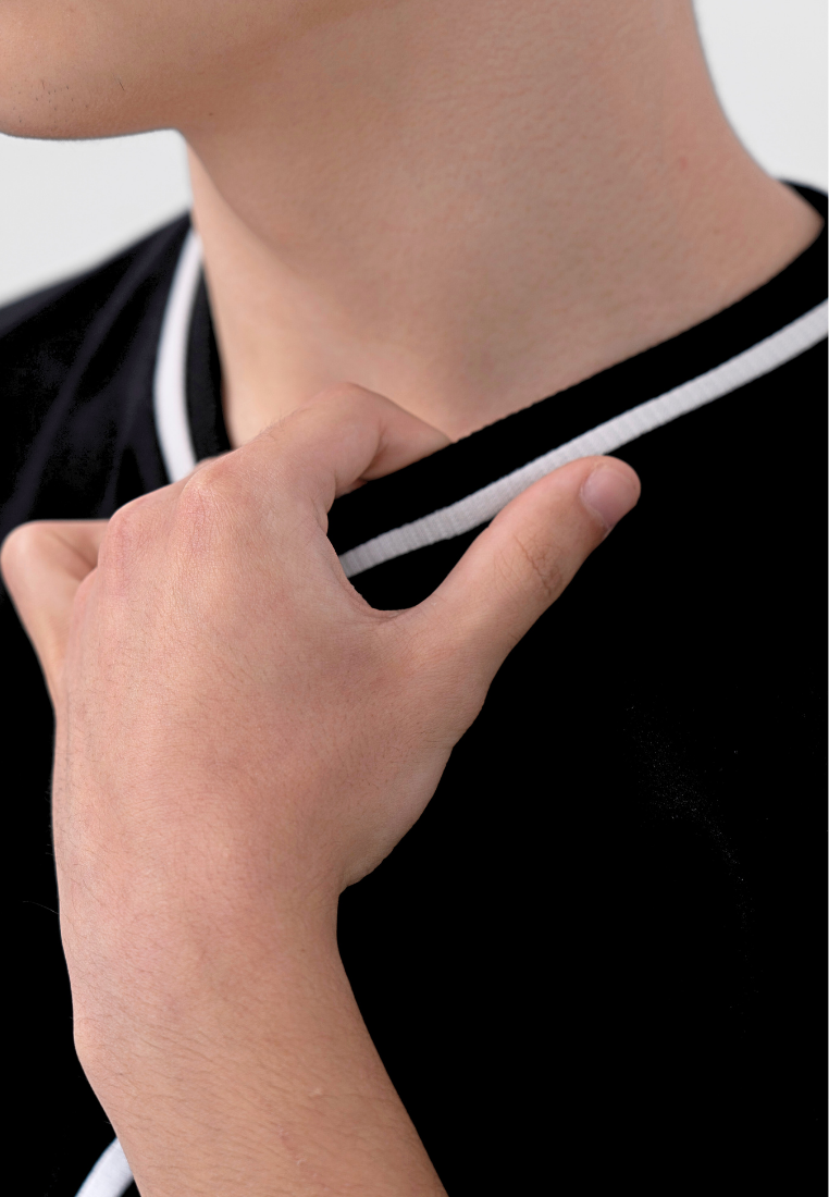 Ryusei Kaos Pria Boxy Oversize Boldness Black