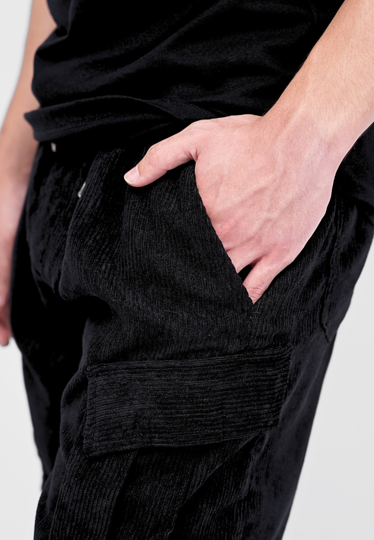 Ryusei Celana Cargo Pendek Corduroy Hitam Short Pants Premium Daily Wear