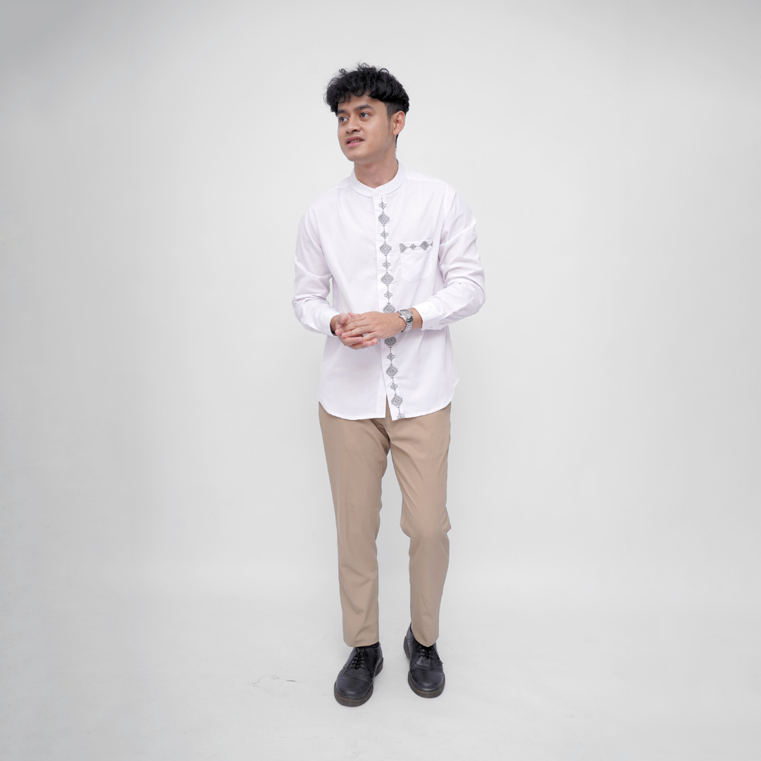 Ryusei Kemeja Kerah Koko Lengan Panjang Hikari White