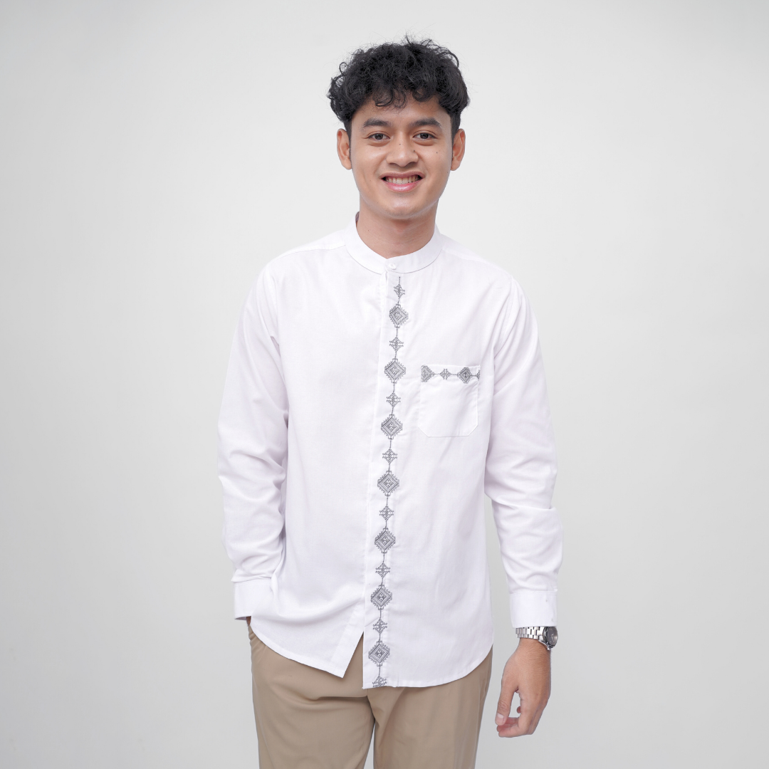 Ryusei Kemeja Kerah Koko Lengan Panjang Hikari White