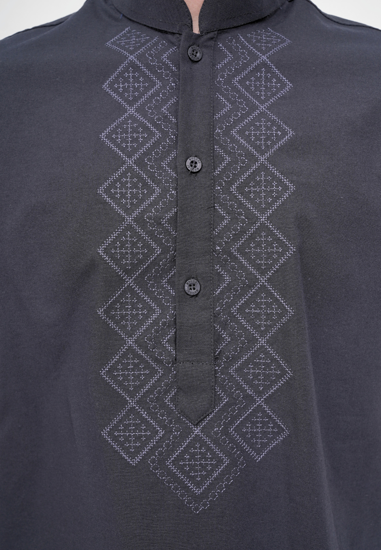 Ryusei Kemeja Kerah Koko Lengan Pendek Yatsuki Black