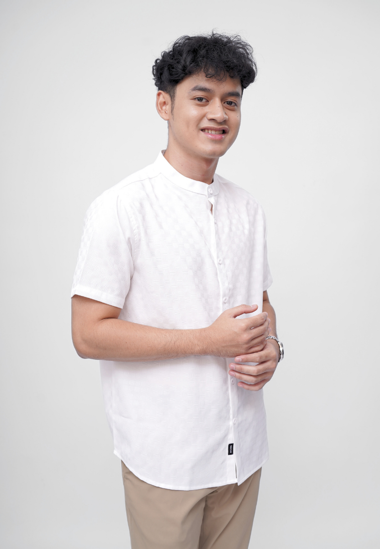 Ryusei Kemeja Kerah Koko Lengan Pendek Akari