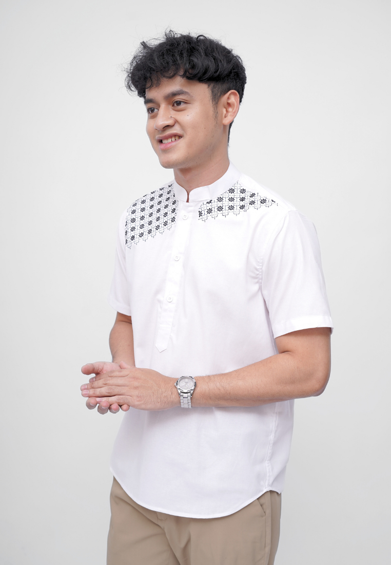 Ryusei Kemeja Kerah Koko Lengan Pendek Kenshiro