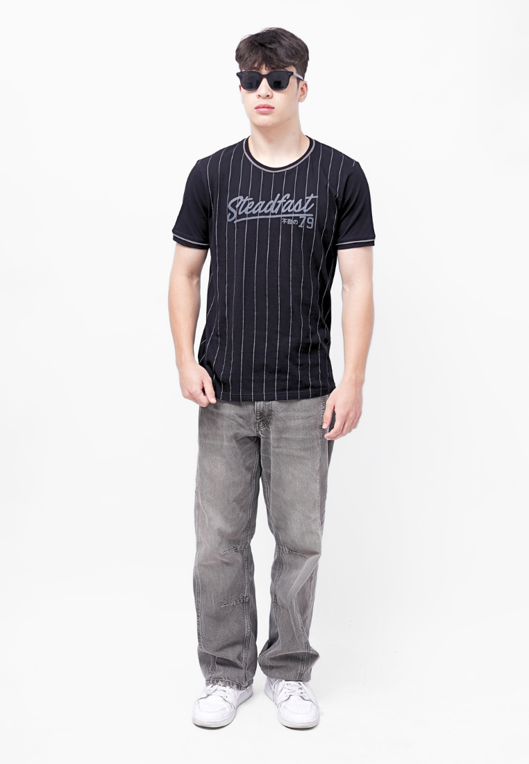 Ryusei Kaos Pria Steadfast Black