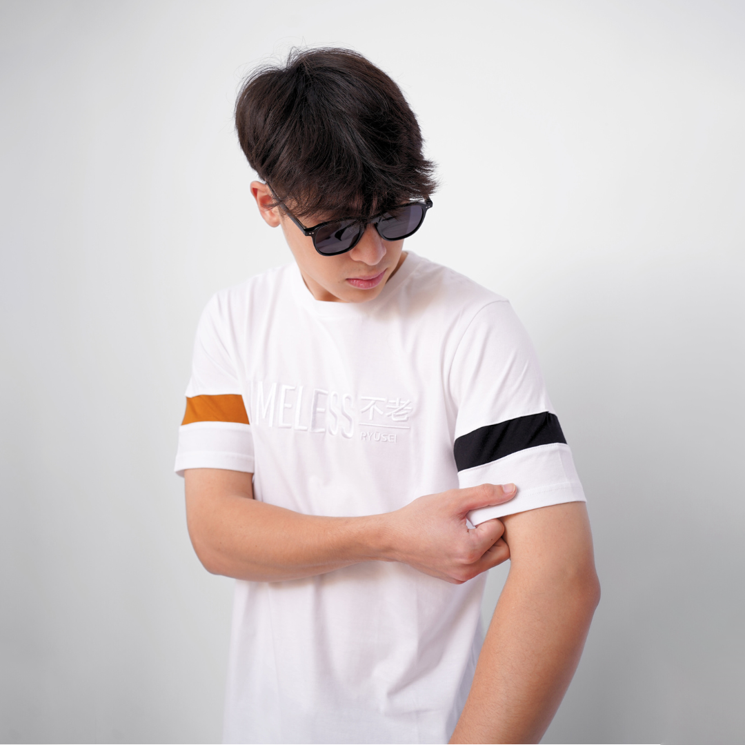 Ryusei Kaos Pria Timeless White