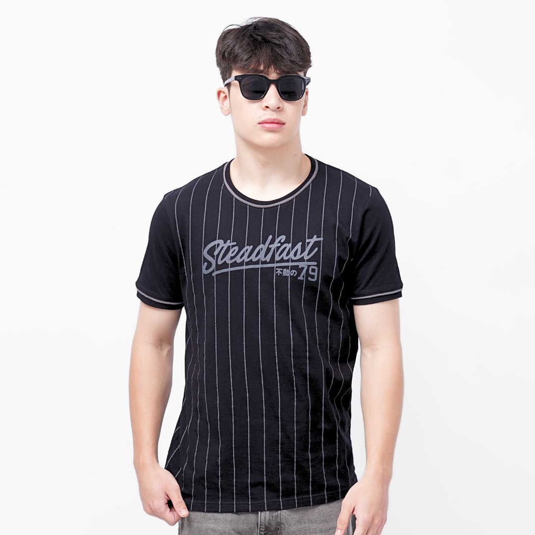 Ryusei Kaos Pria Steadfast Black