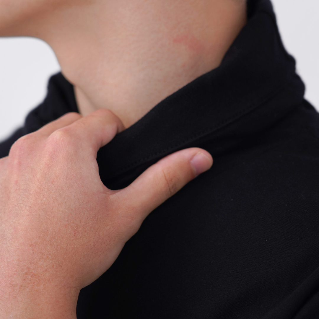 Ryusei Kaos Pria Turtleneck Nandito Marvelous CMB Black