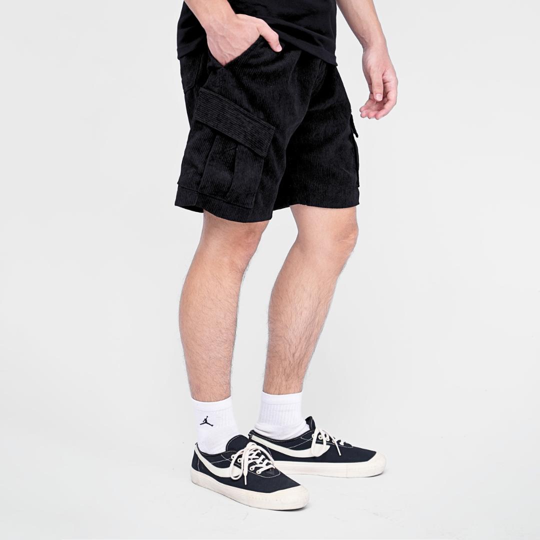 Ryusei Celana Cargo Pendek Corduroy Hitam Short Pants Premium Daily Wear