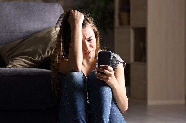 Sekali lagi ! 5 Dampak Negatif Media Sosial Terhadap Kesehatan Mental