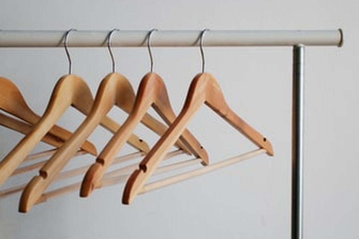 Style Musim Ini: Warna, Cutting, dan Detail yang Lagi Hits 2025