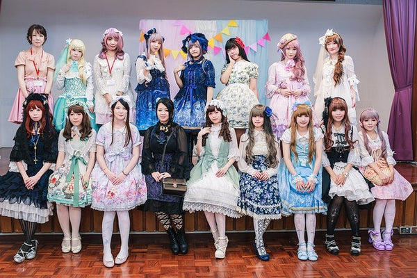 Mengenal Lebih Jauh Lolita Fashion, Trend Fashion Imut dari Jepang