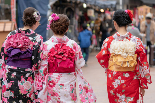 Cara Merawat Kimono yang Tepat Agar Tetap Awet. Yuk, disimak!