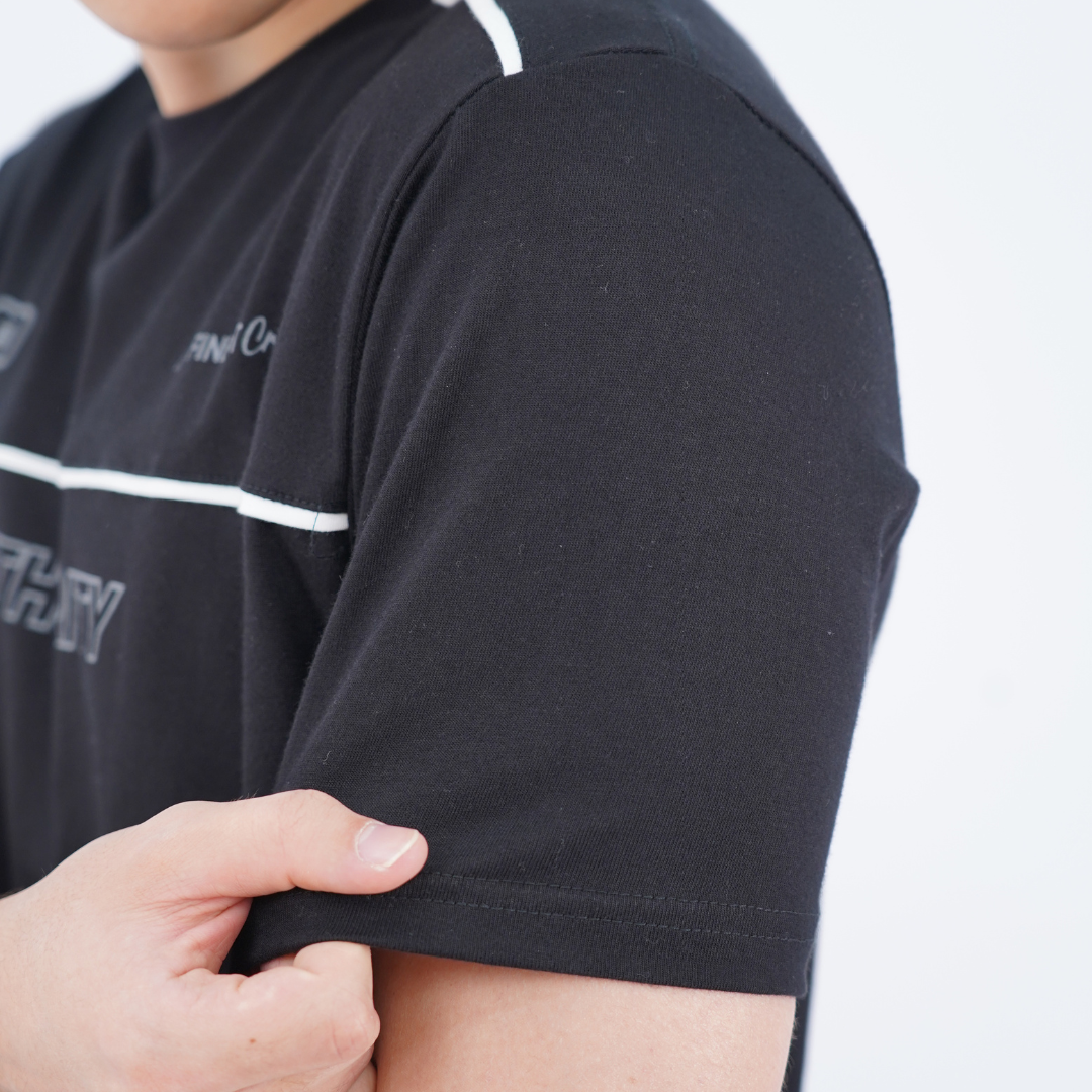 Ryusei Kaos Pria Authority Fitted Tee Black