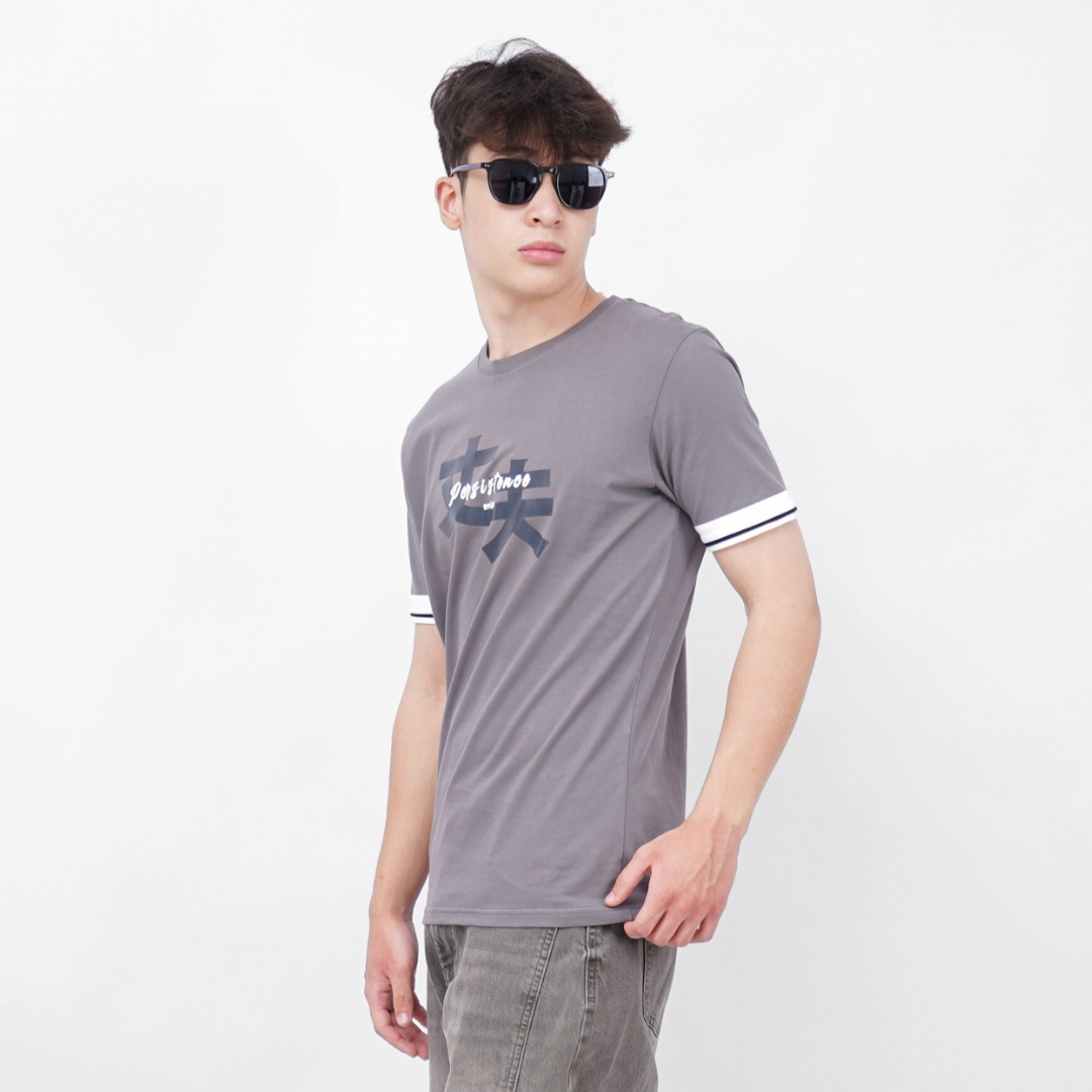 Ryusei Kaos Pria Persistence Dark Grey