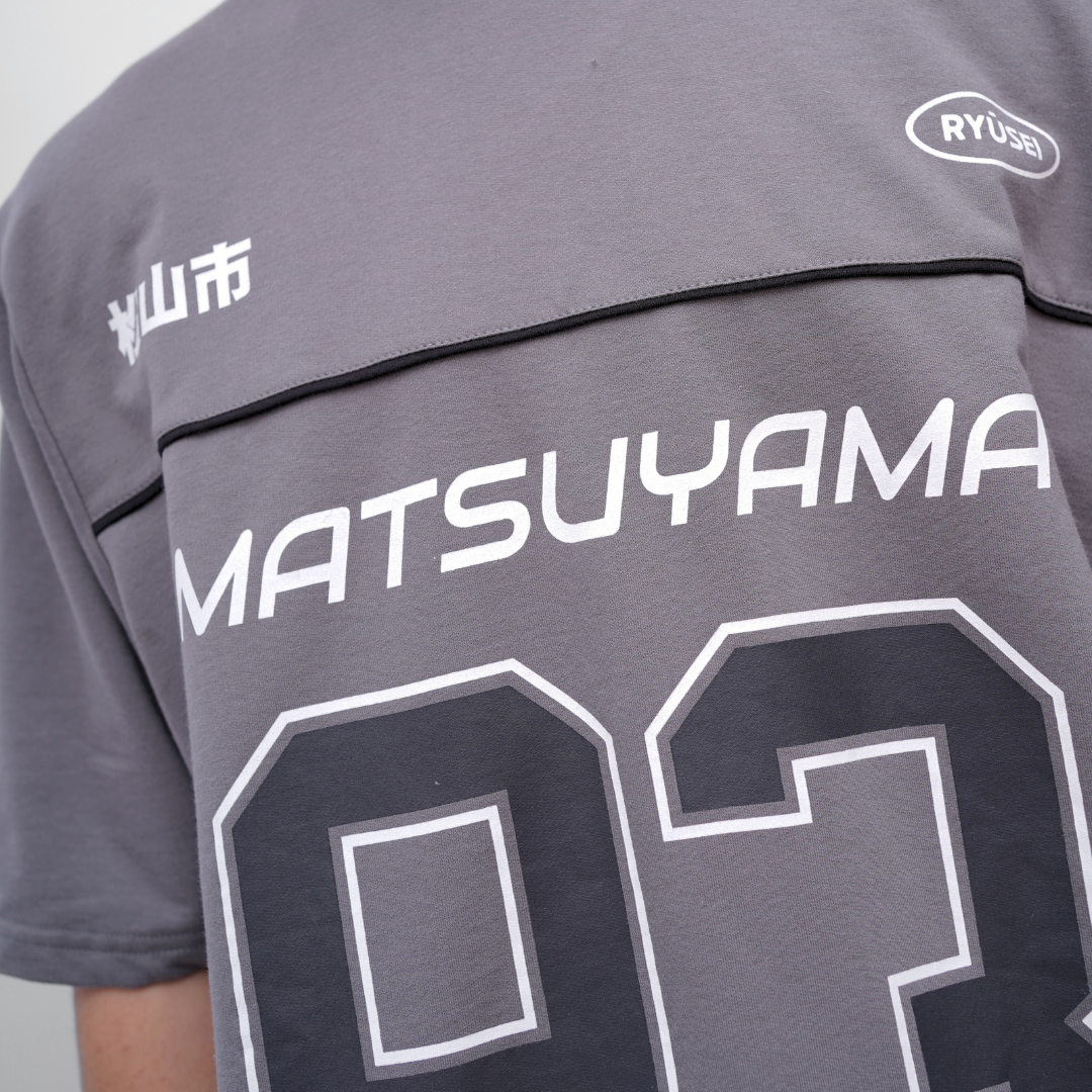 Ryusei Kaos Pria Boxy Oversize Matsuyama Dark Grey