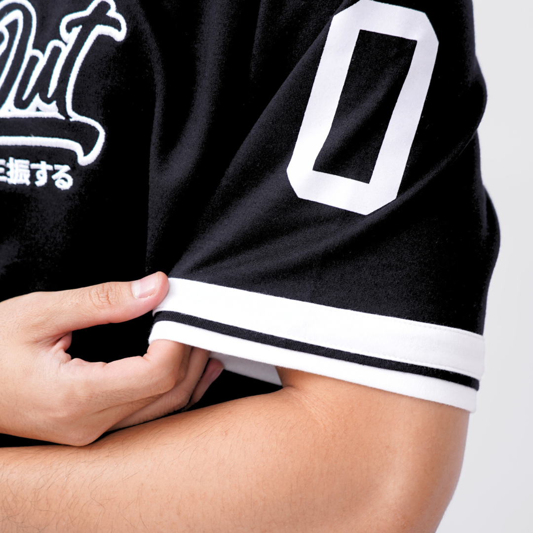 Ryusei Kaos Pria Boxy Oversize StrikeOut Black