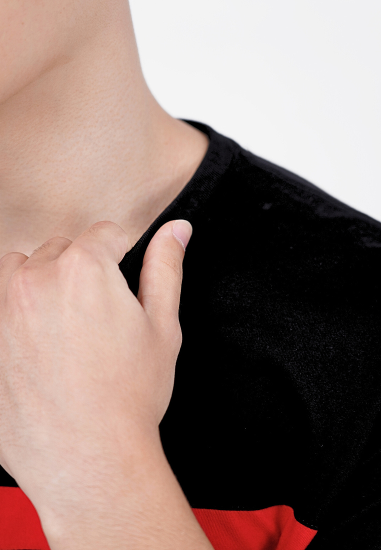 Ryusei Kaos Pria Candescent Black