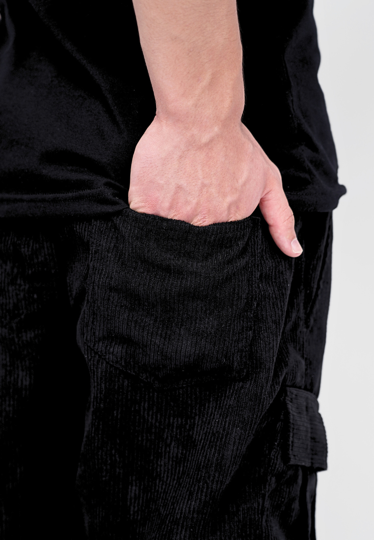 Ryusei Celana Cargo Pendek Corduroy Hitam Short Pants Premium Daily Wear