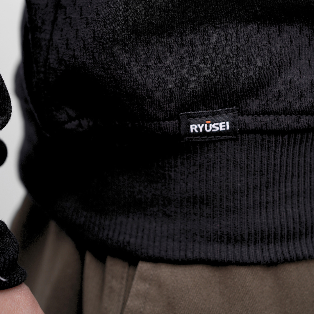 Ryusei Sweater Pria Nao Black