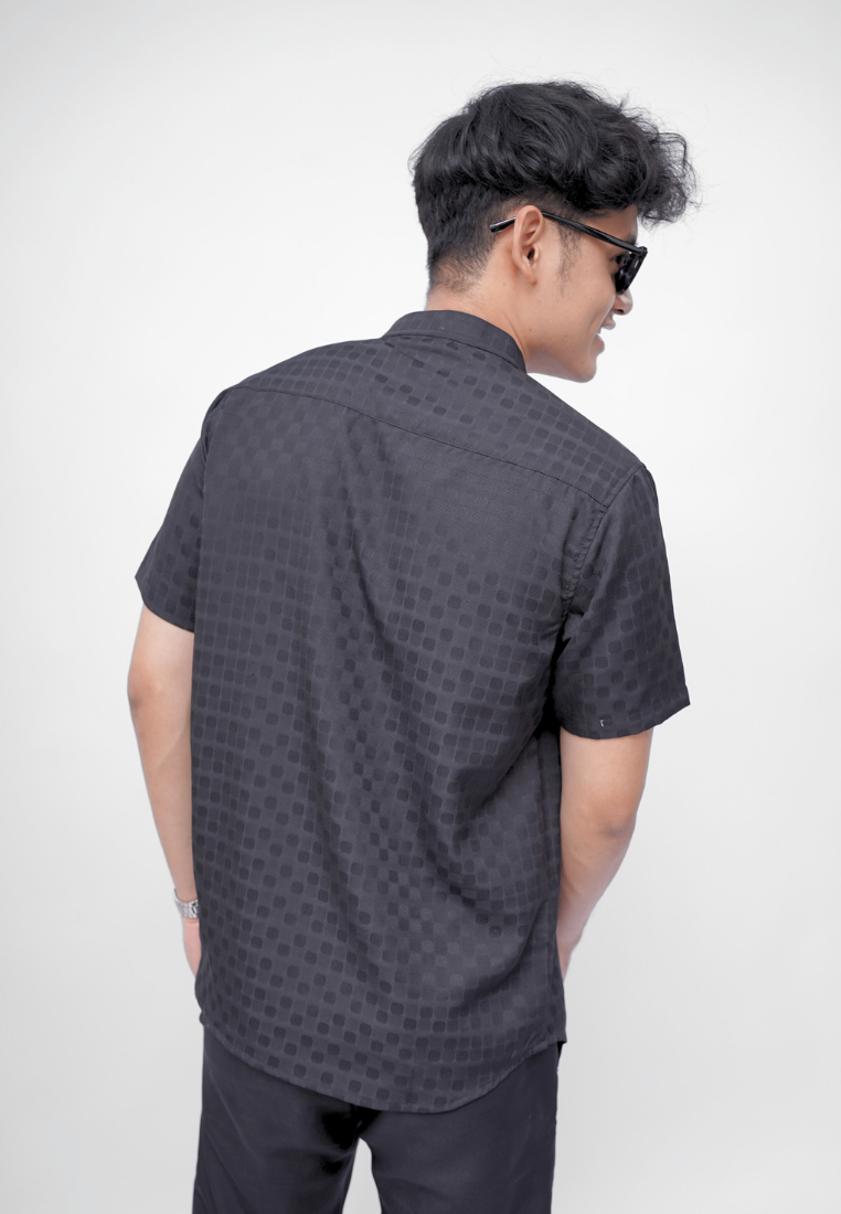 Ryusei Kemeja Kerah Koko Lengan Pendek Akari