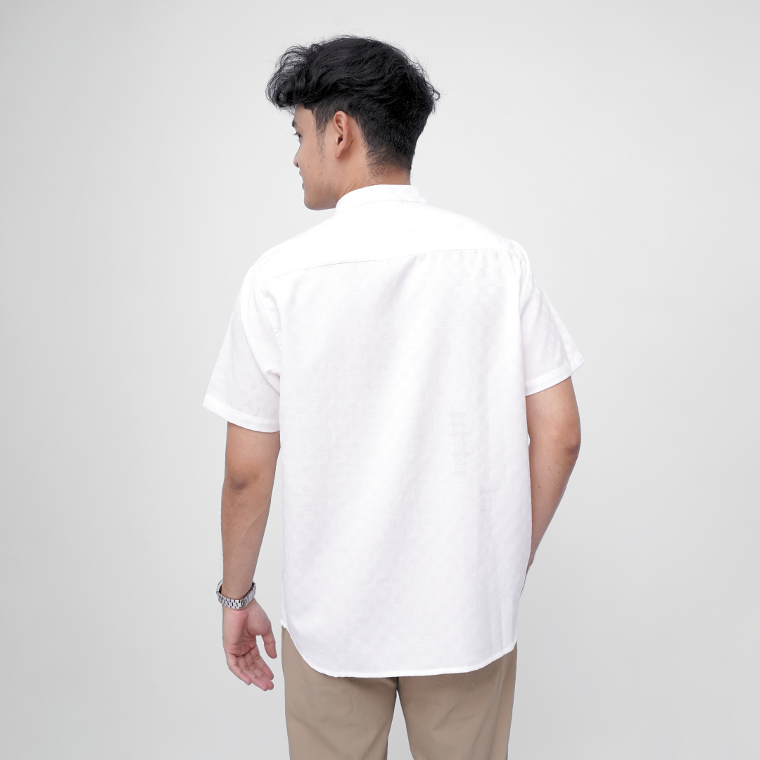 Ryusei Kemeja Kerah Koko Lengan Pendek Akari