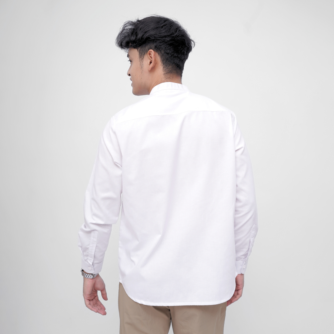 Ryusei Kemeja Kerah Koko Lengan Panjang Hikari White