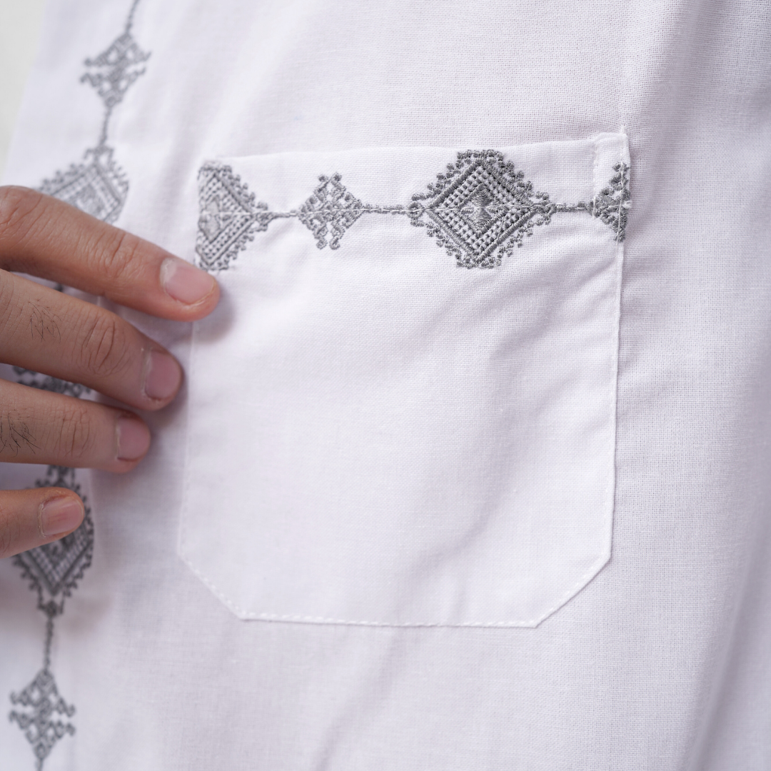Ryusei Kemeja Kerah Koko Lengan Panjang Hikari White