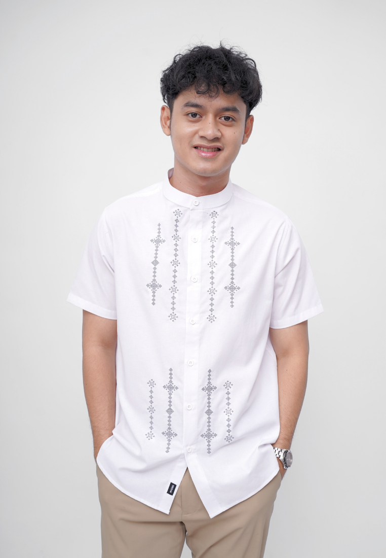 Ryusei Kemeja Kerah Koko Lengan Pendek Haku