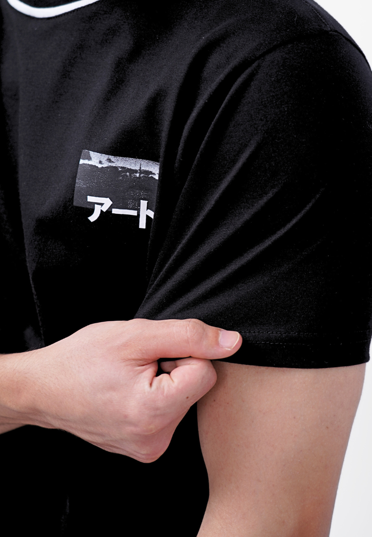 Ryusei Kaos Pria Art Black