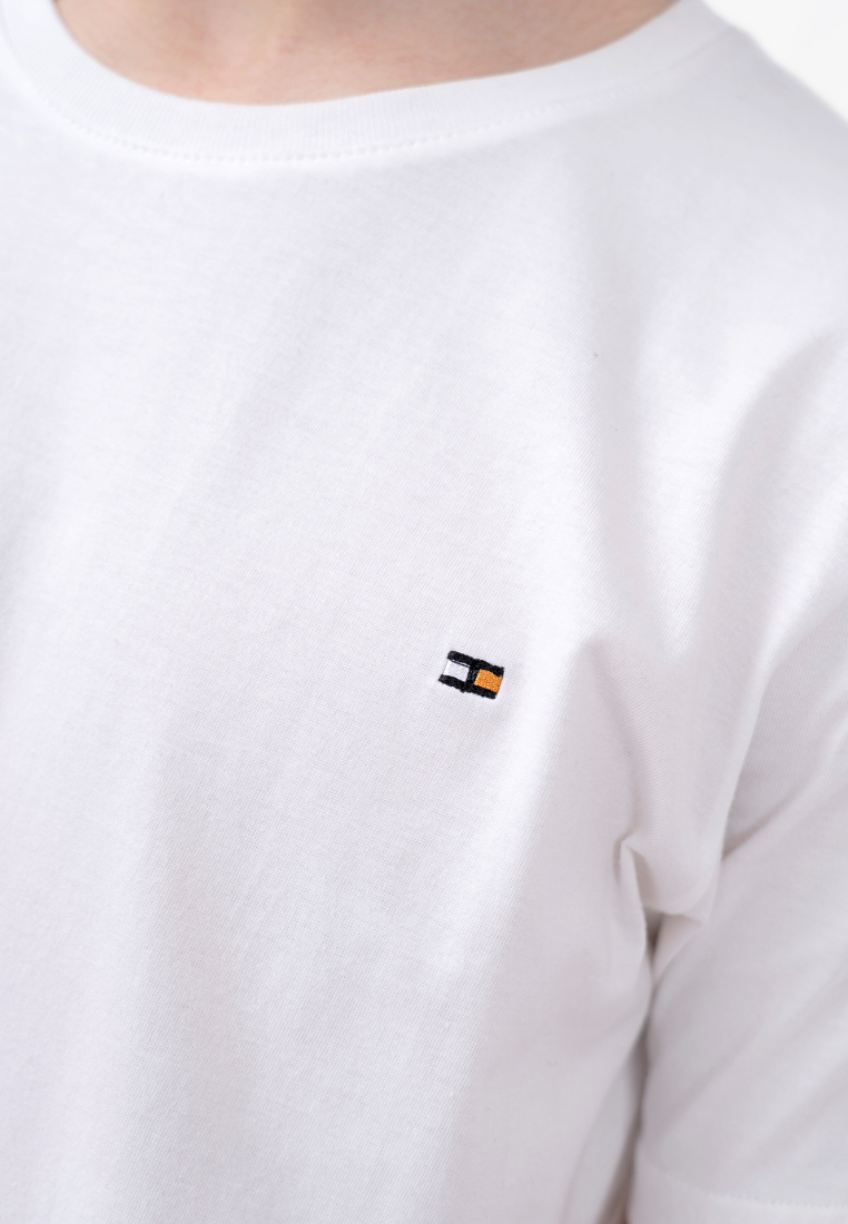 Ryusei Kaos Pria Haruma Basic White
